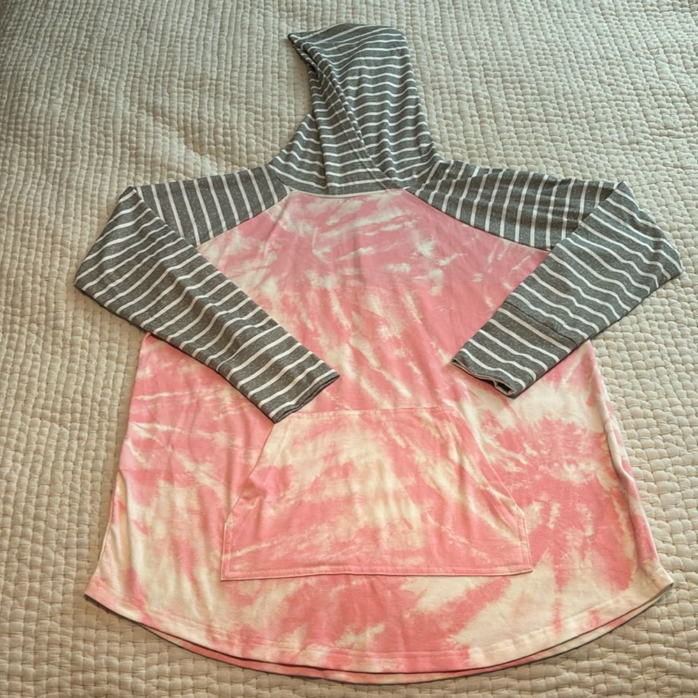 LuLaRoe Amber Tie Dye Hoodie